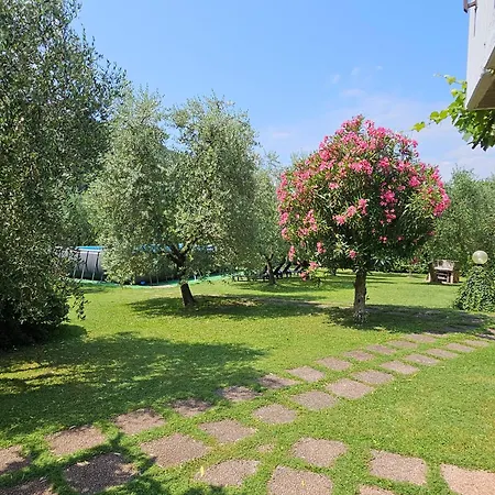 Le Giare Apartments Garda Garda  Exterior photo